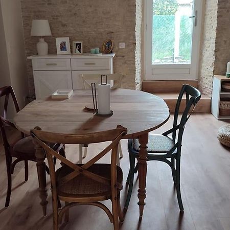 Appartement Avec Jardin Et Acces Mer Grandcamp-Maisy Exteriér fotografie