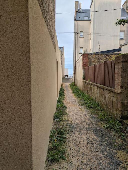 Appartement Avec Jardin Et Acces Mer Grandcamp-Maisy Exteriér fotografie